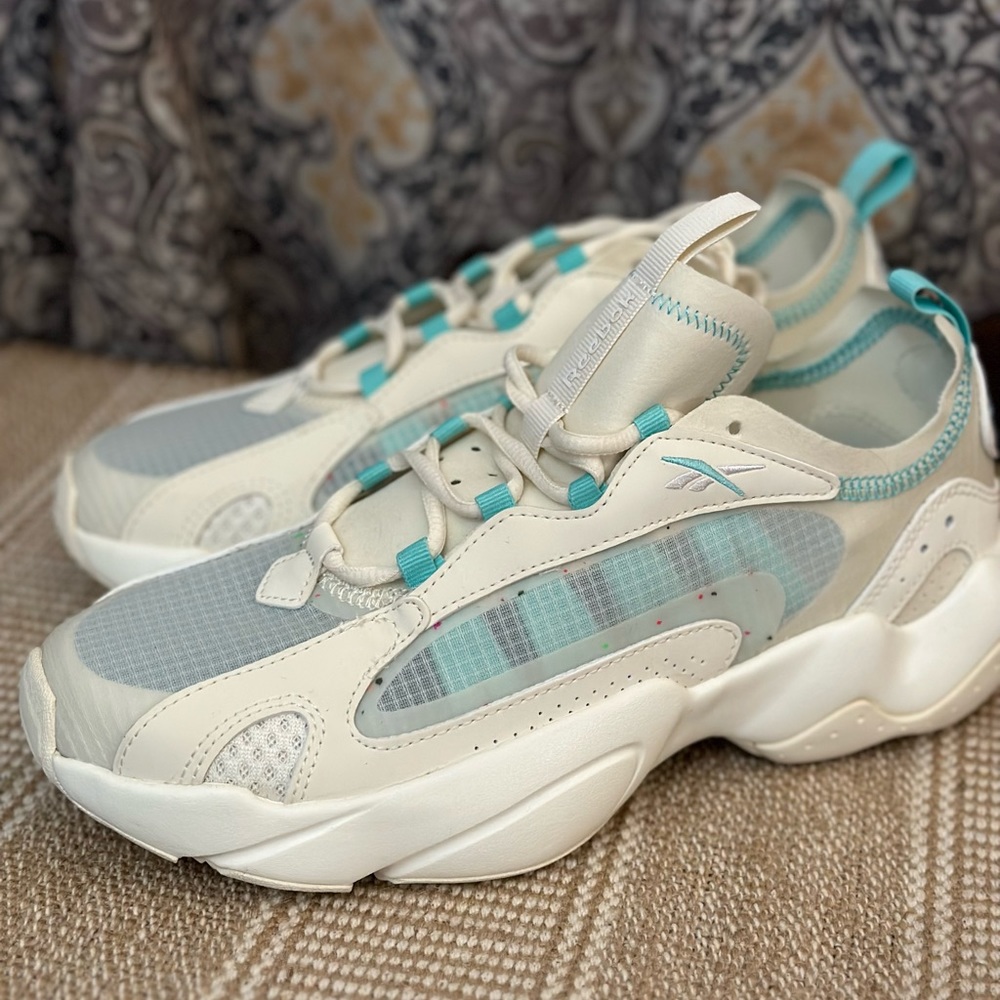 Women’s Reebok shoes